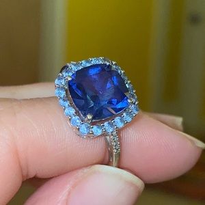 Sapphire ring